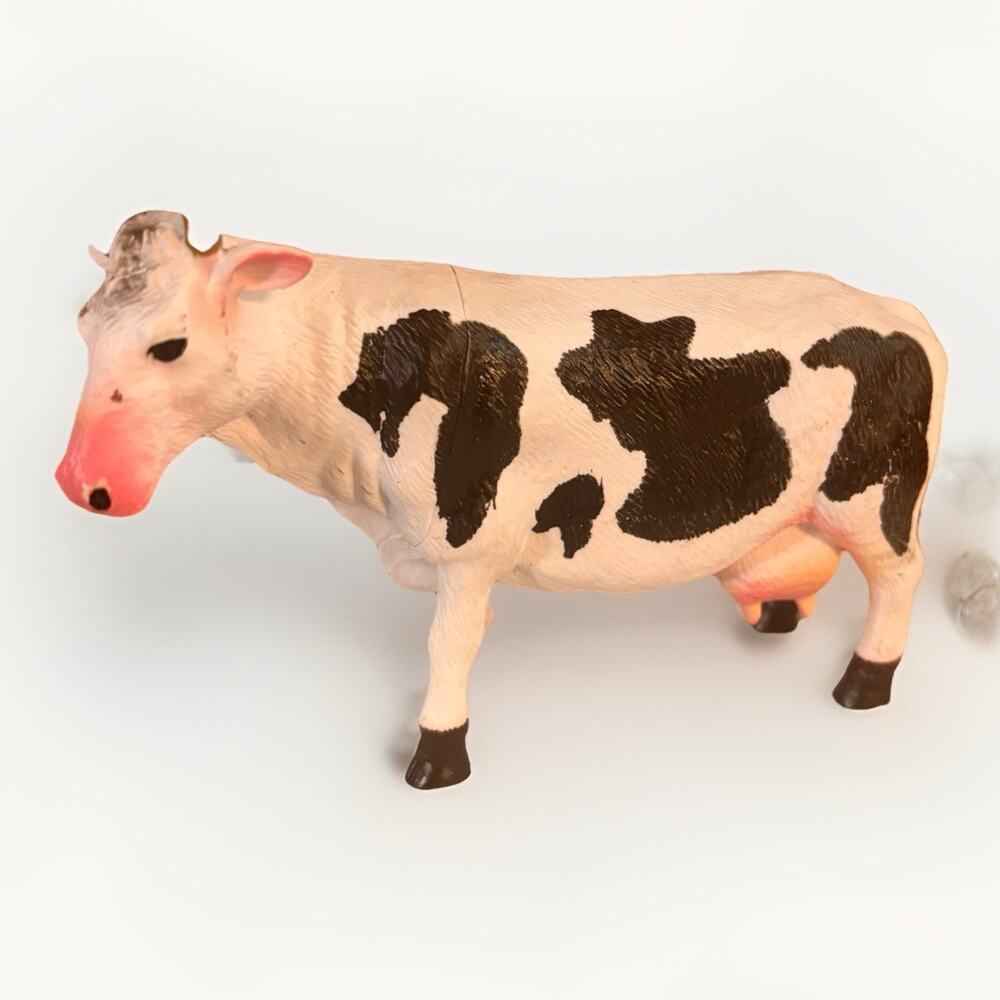 Holstein Dairy Cow Farm Animal Figure 5” Plastic Toy Black White Calf